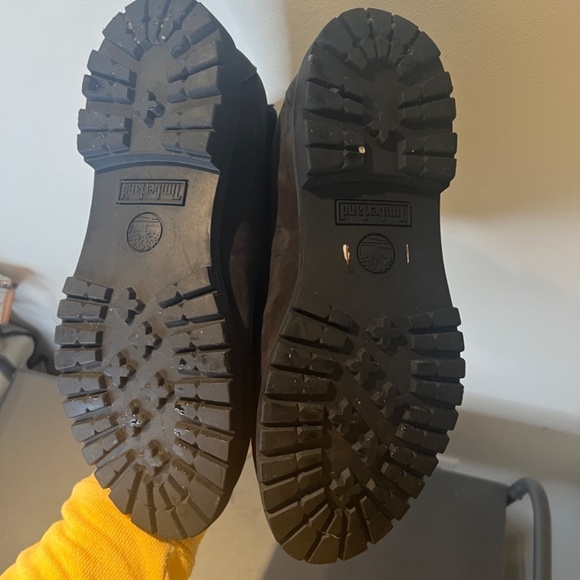 Timberland Teddy Fleece Suede Boot (Women) Size 9 - Picture 9 of 9